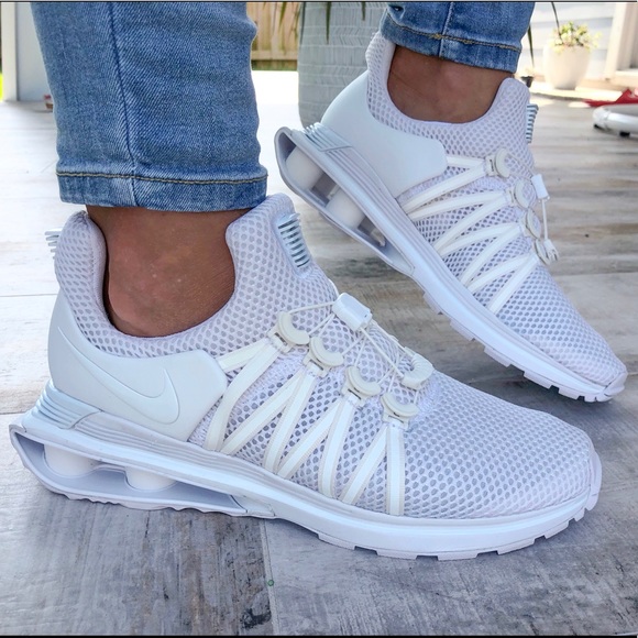 Nike Shoes - ☁️Nike SHOX☁️New ☁️very comfy